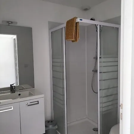 Apartman 2 Sdb - 2 - 1 Lit D'appoint Enfants Montaigu-Vendee